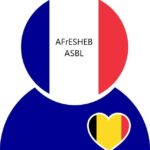 Une silhouette aux couleurs du drapeau français avec le coeur aux couleurs du drapeau belge